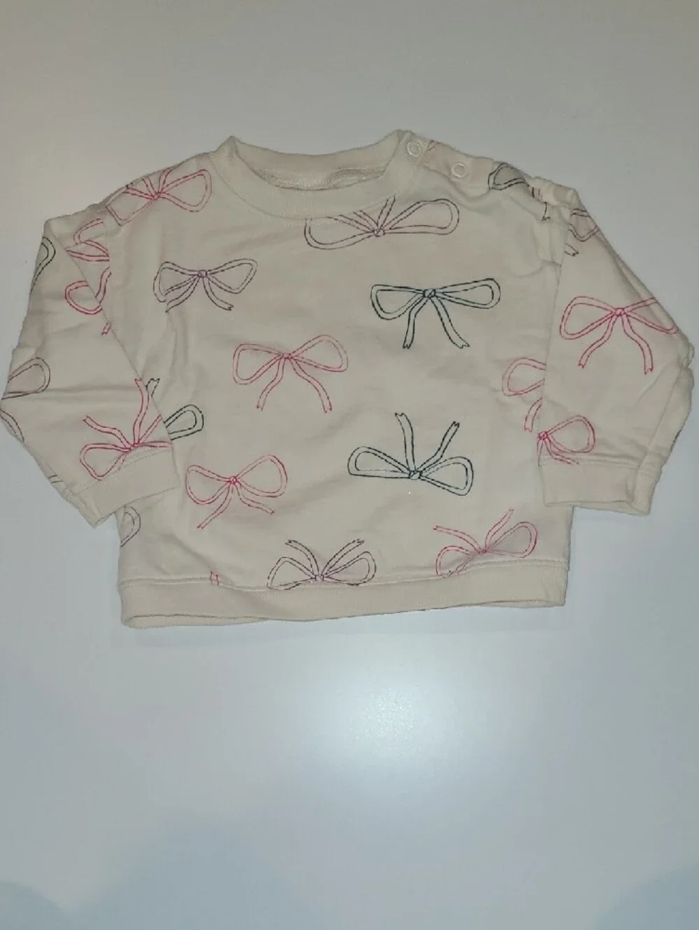 Carter's Cream Bow Print Three Piece Set with Pink Bodysuit.  Size 6 Months.